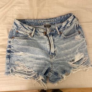 American Eagle jean shorts size 2